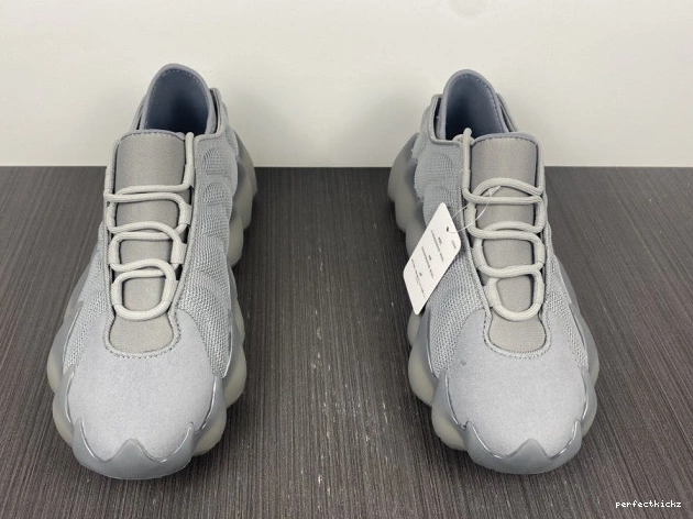 400 ADIDAS YEEZY H68033 0820